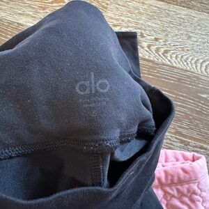 Alo Yoga Black Leggings